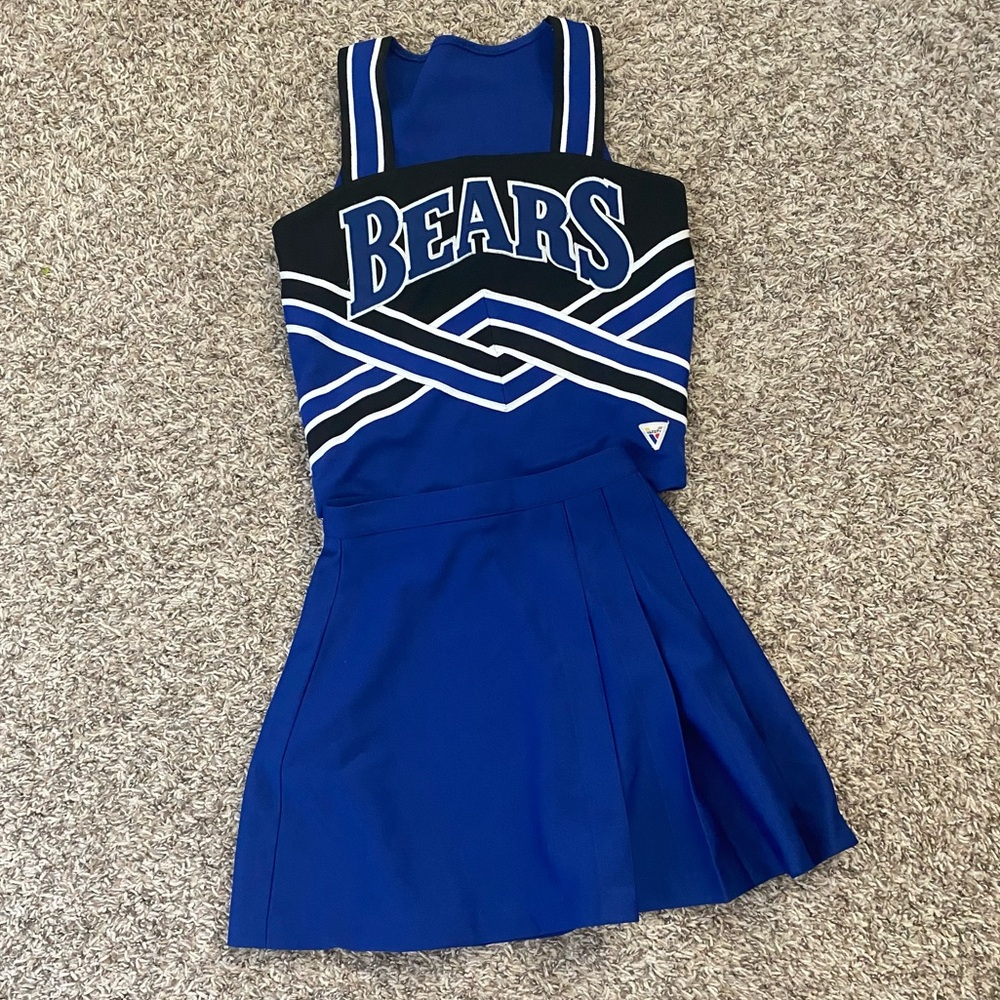Bears Cheer uniform